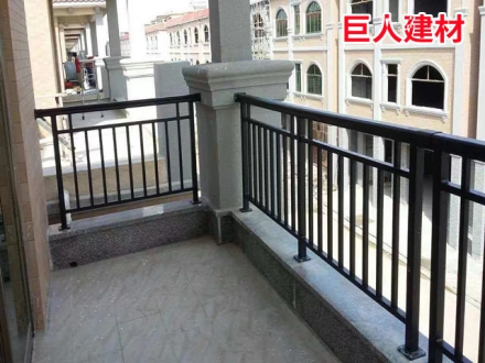 铁艺阳台护栏