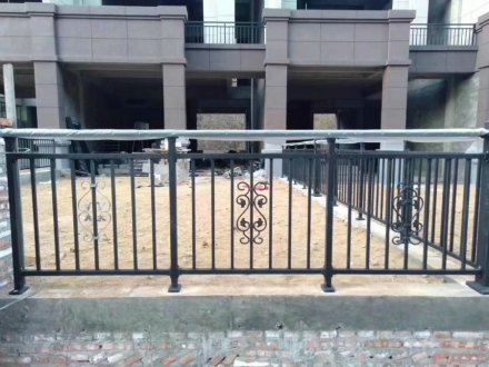 锌钢阳台护栏   